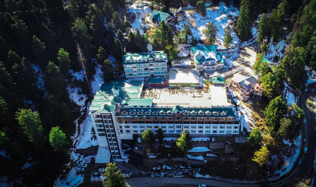 Royal Tulip Luxury Hotel, Kufri, Shimla Buitenkant foto