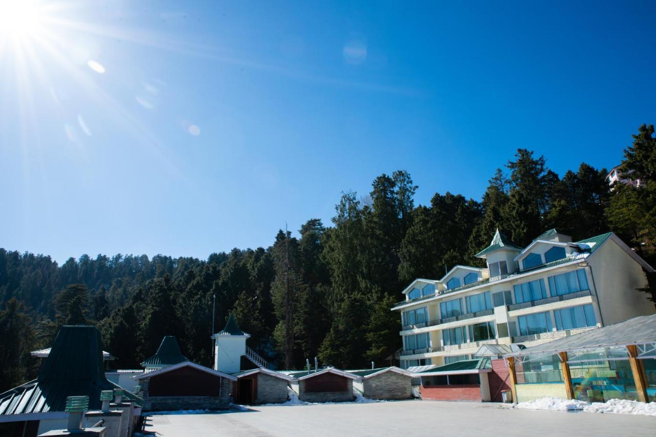 Royal Tulip Luxury Hotel, Kufri, Shimla Buitenkant foto