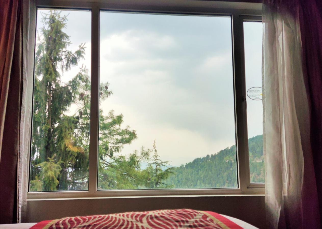 Royal Tulip Luxury Hotel, Kufri, Shimla Buitenkant foto